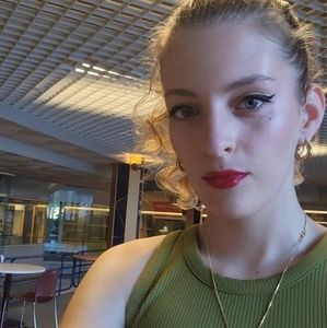 Meet your Posher, Meghan